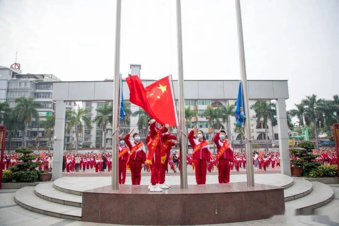述职亮绩找差距 重整行装再出发——西站街道召开2023年度党组织书记抓基层党建和街道干部工作述职评议考核大会